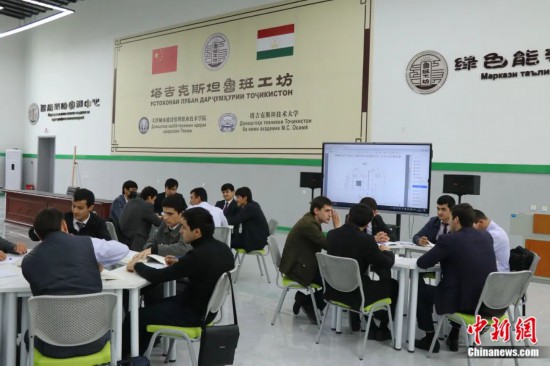 2023年4月，位于杜尚別的塔吉克斯坦魯班工坊課堂。張碩 攝