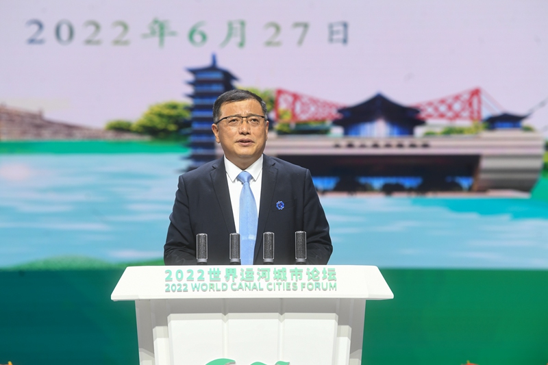 揚州市委常委、常務副市長陳鍇竑作推介發言。邵丹攝