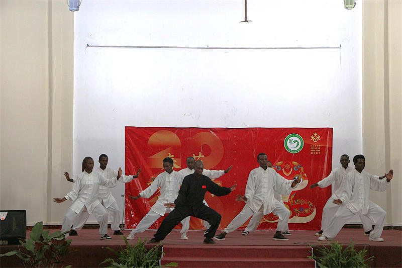 卡巴拉克大學春節體驗活動。埃格頓大學孔子學院供圖