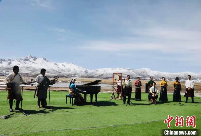 中國首個原創紅色題材民族交流交融特色項目在青海果洛啟動