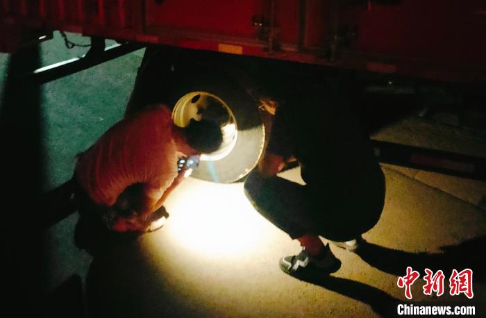 西藏一名基層干部返崗抗疫路：3600公里、歷時100小時