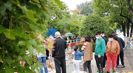 【奮斗者正青春】“高考結束后和媽媽并肩作戰”